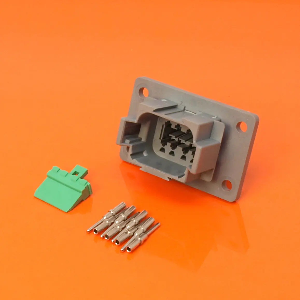 DEUTSCH DT Connector Receptacle with Flange Mount / 8 Way - dup-review-publication - spo-cs-disabled - spo-default - sp