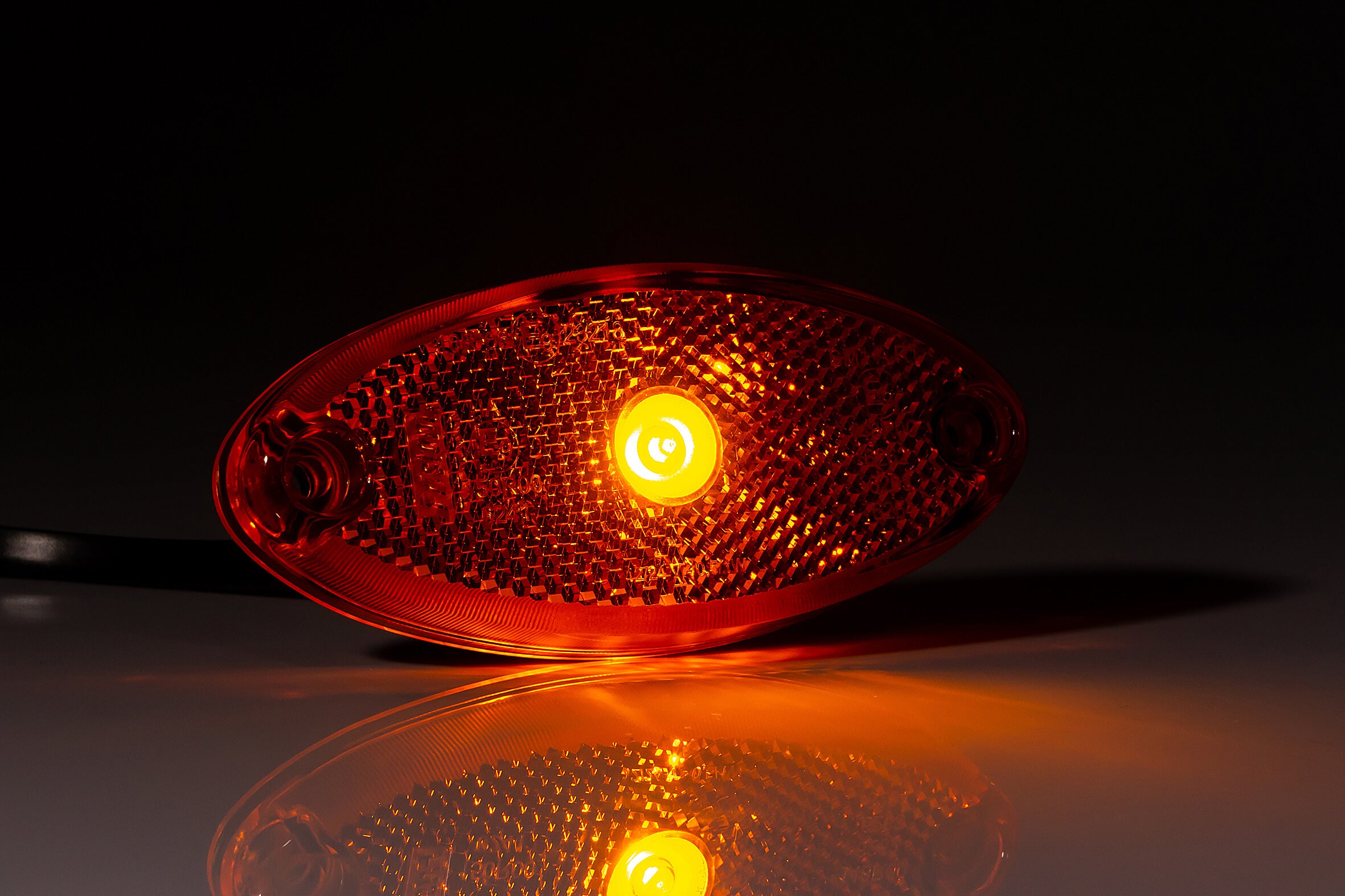 Fristom Oval Trailer Style LED Marker Light with Reflector - 